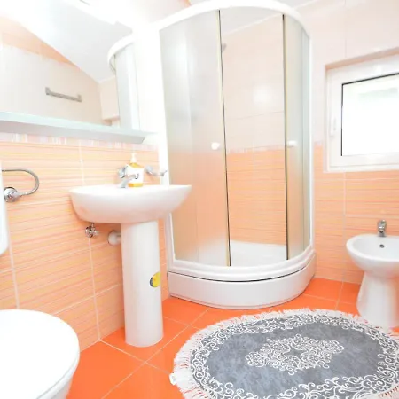 Friedrich-7 By Interhome Tribalj