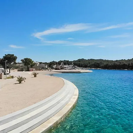 Friedrich-7 By Interhome