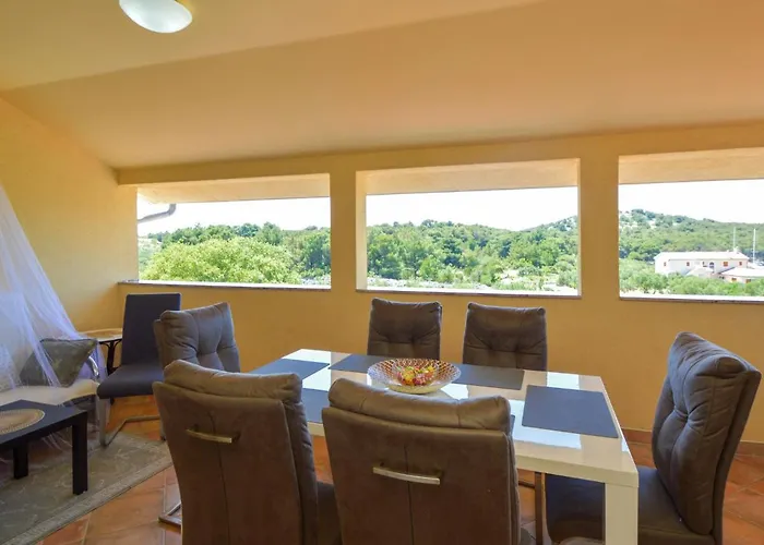 Friedrich-7 By Interhome *